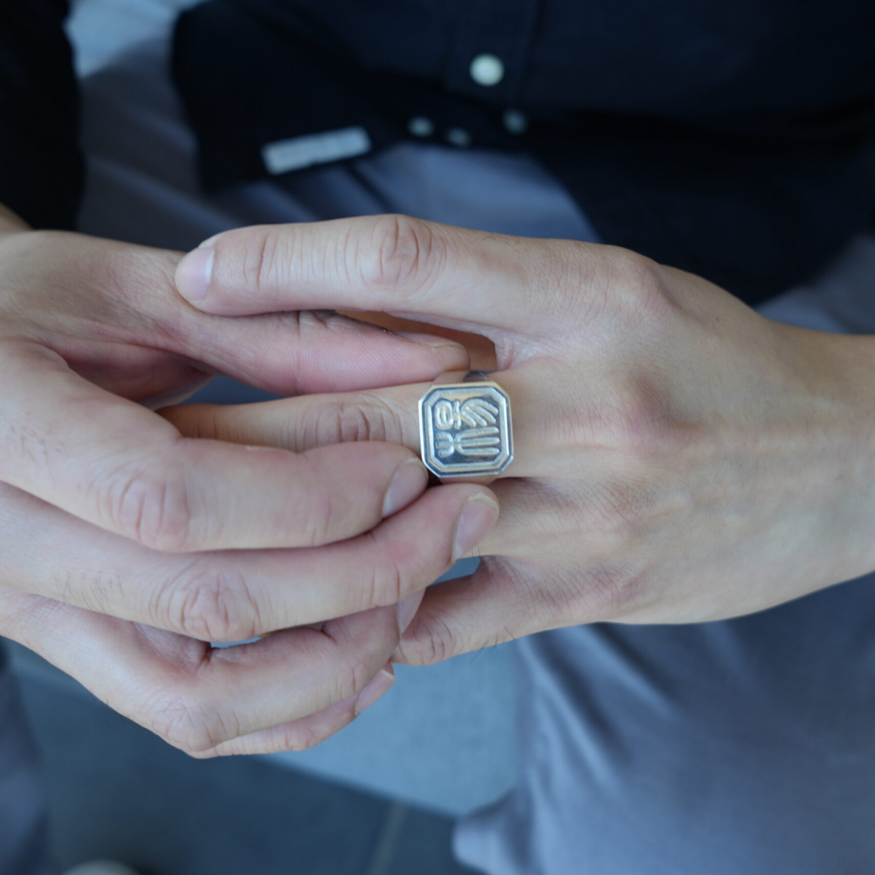 LINEAGE SIGNET RING - Image 13