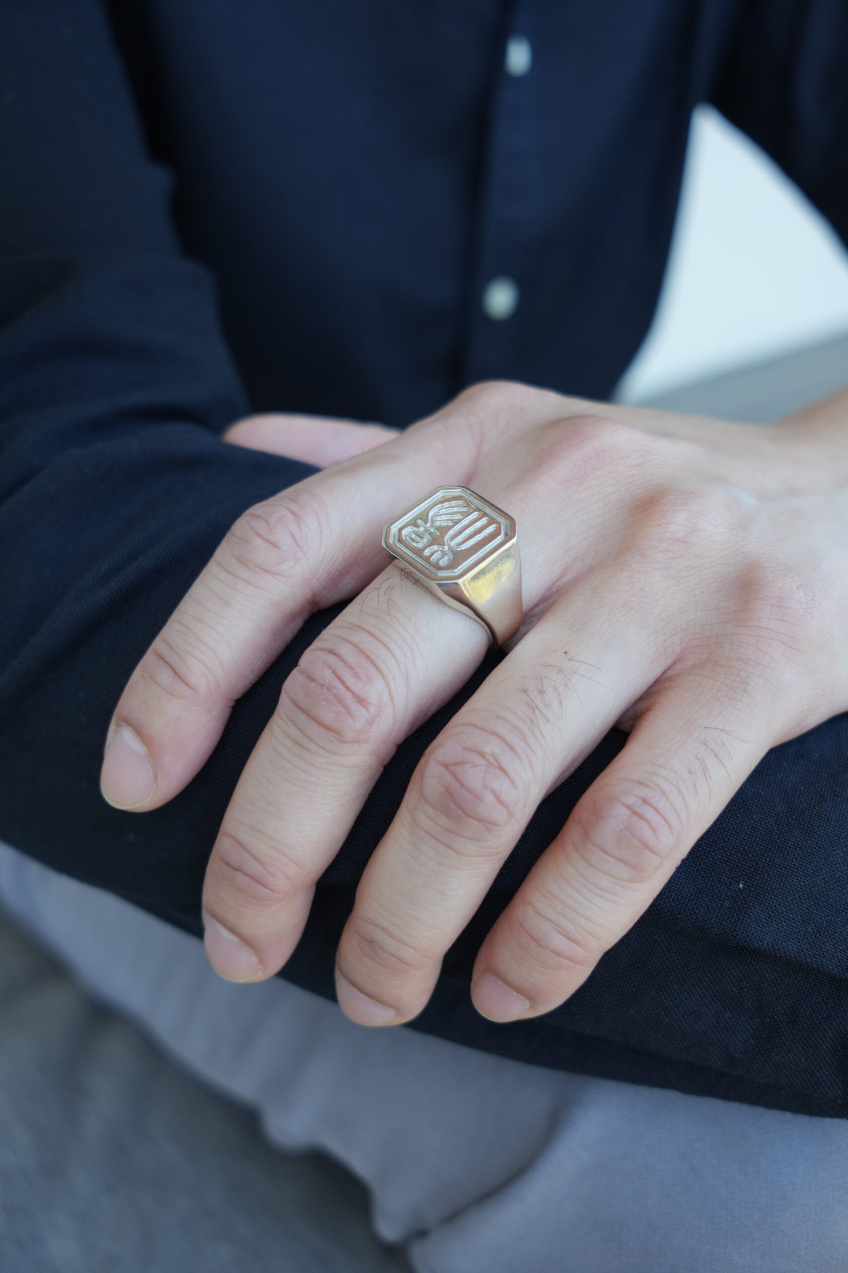LINEAGE SIGNET RING - Image 11